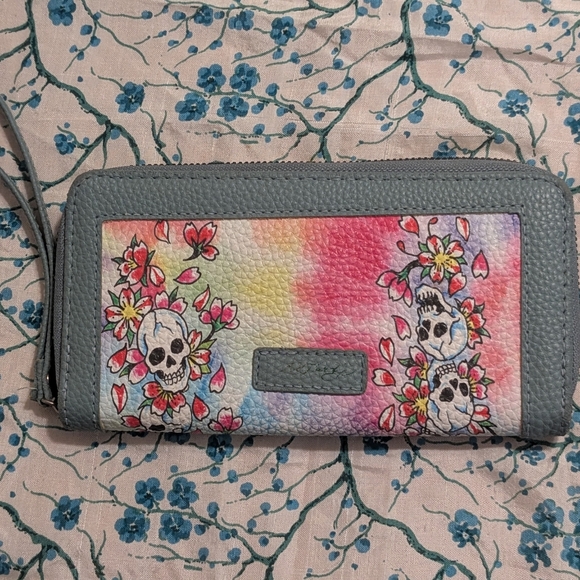 Ed Hardy Pink and Gray Floral Skull Wallet Wristlet - Used Condition - Picture 2 of 12